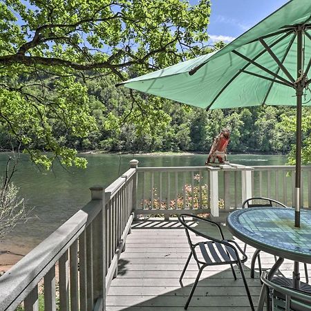 Lakeview Escape With Direct White River Access! Bagian luar foto