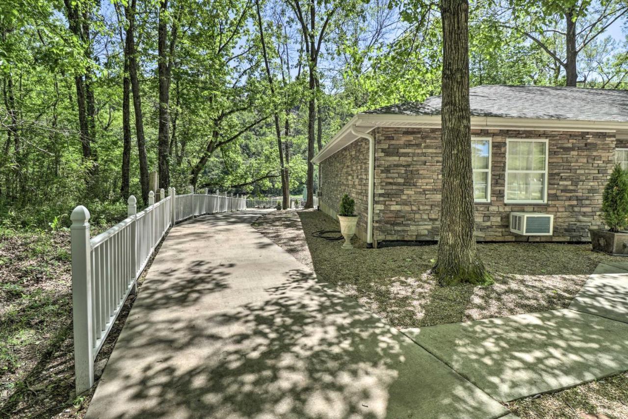 Lakeview Escape With Direct White River Access! Bagian luar foto